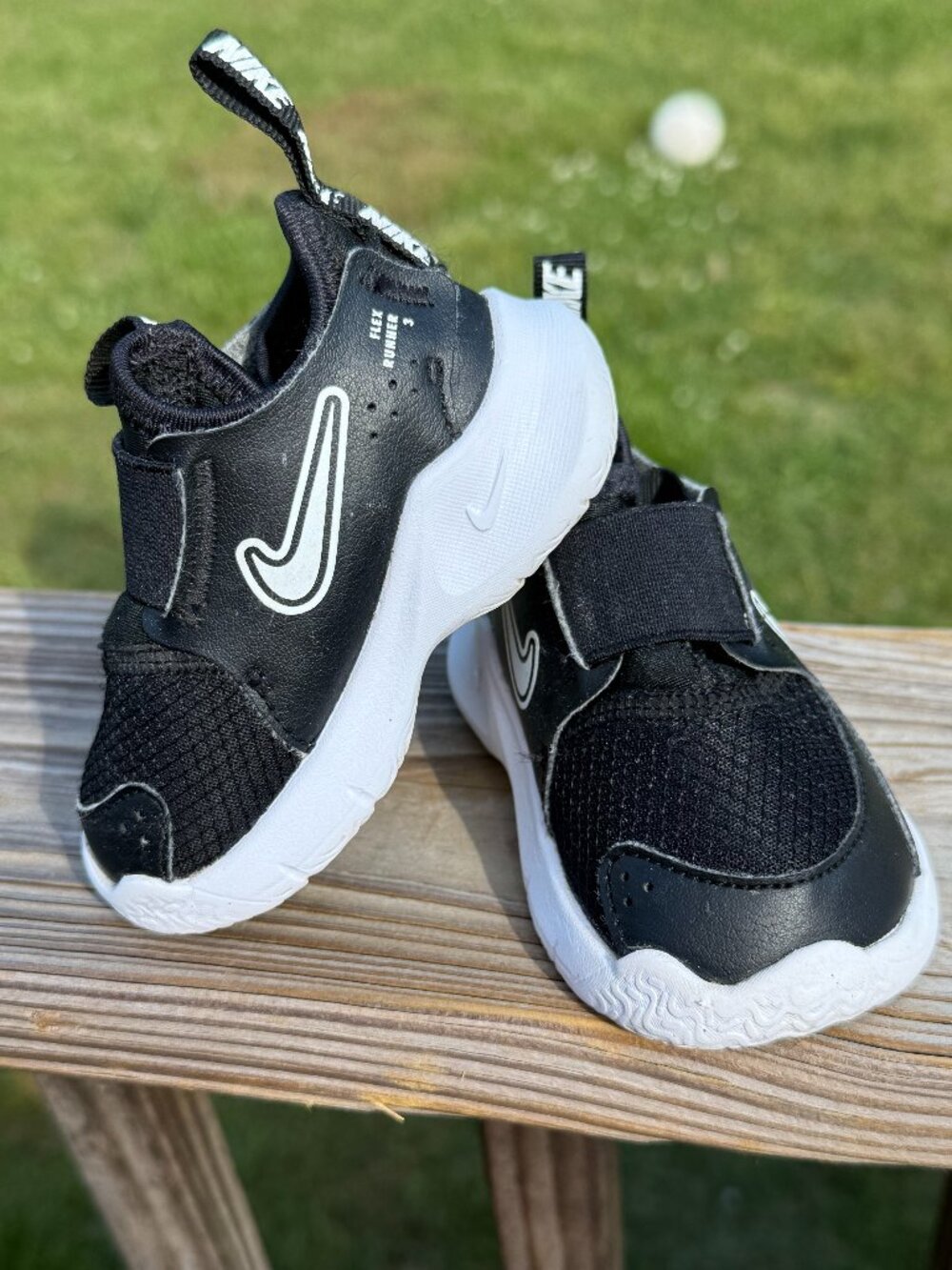 Nike Flex Runner 3 Black White Toddler Y2K Athleisure Sneaker SZ4C 3468